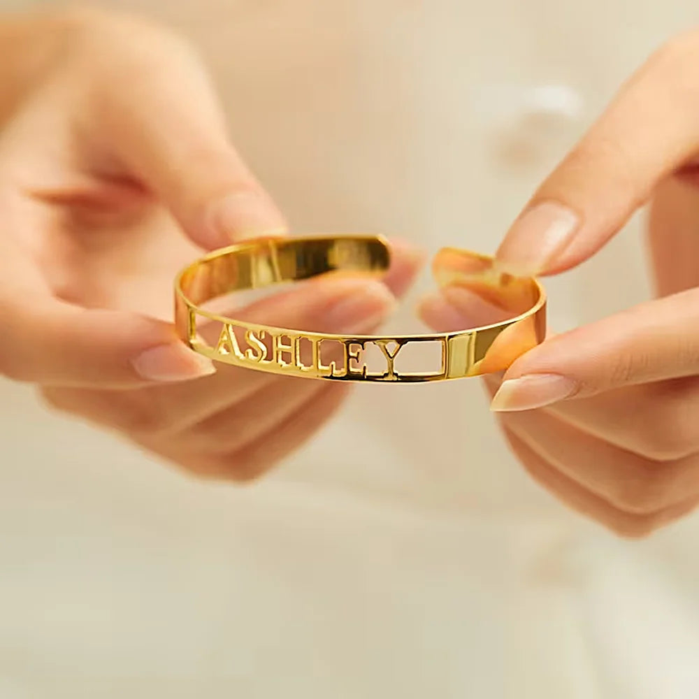 Personalized Bangle with Hollow Engraving